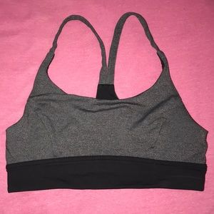 lululemon sports bra size 6